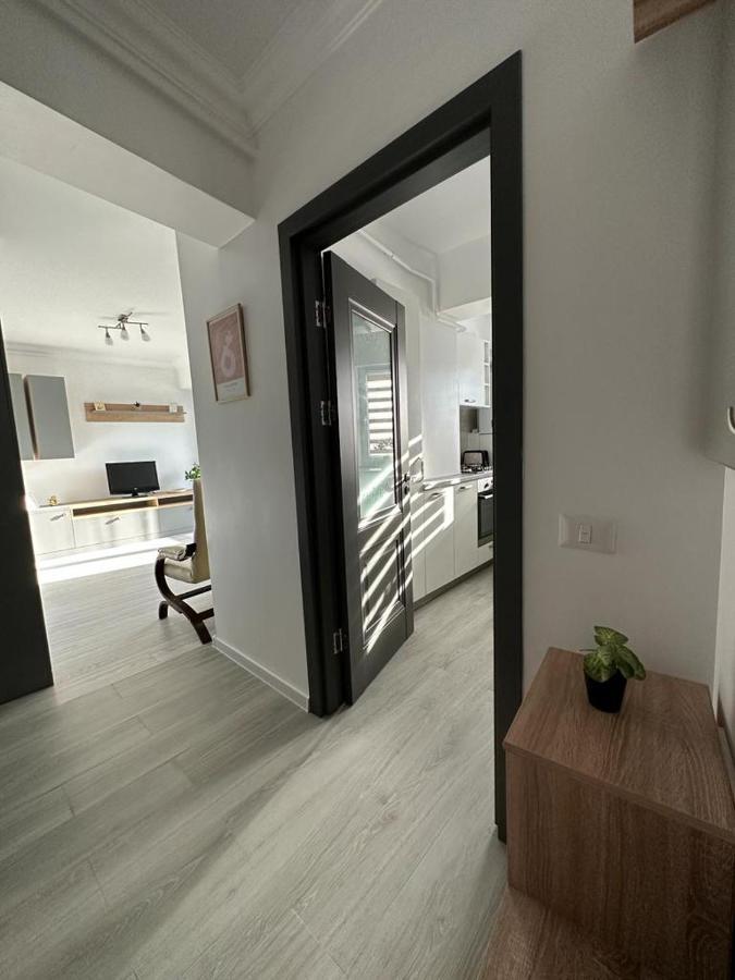 Luxury Studios Blvd. G. Enescu 수체아바 외부 사진