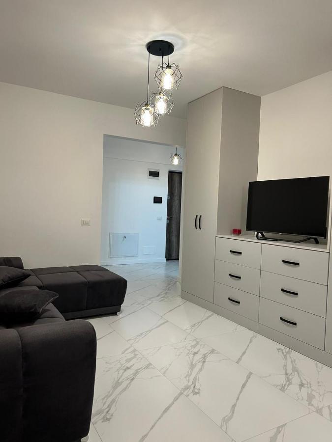 Luxury Studios Blvd. G. Enescu 수체아바 외부 사진