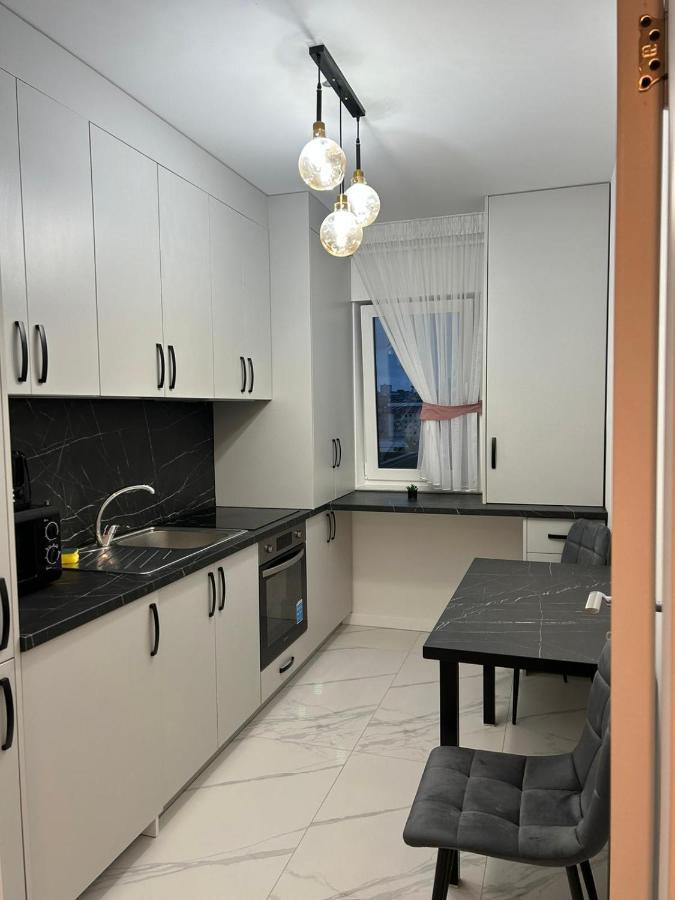 Luxury Studios Blvd. G. Enescu 수체아바 외부 사진